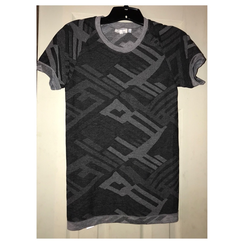 SIMPLY VERA (S/M) STRETCHY “SIMPLY BREATHE” T EUC